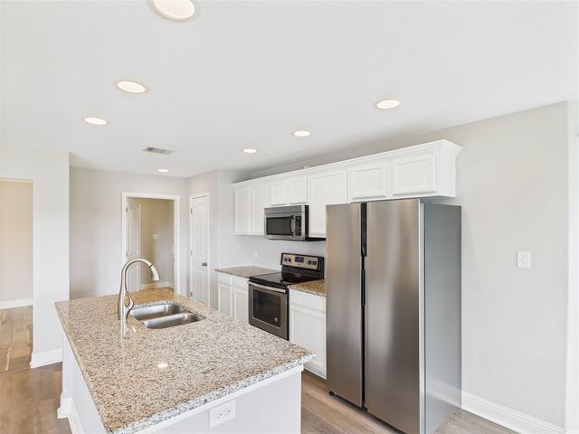 398 Blakney Street, Cleburne, TX 76031