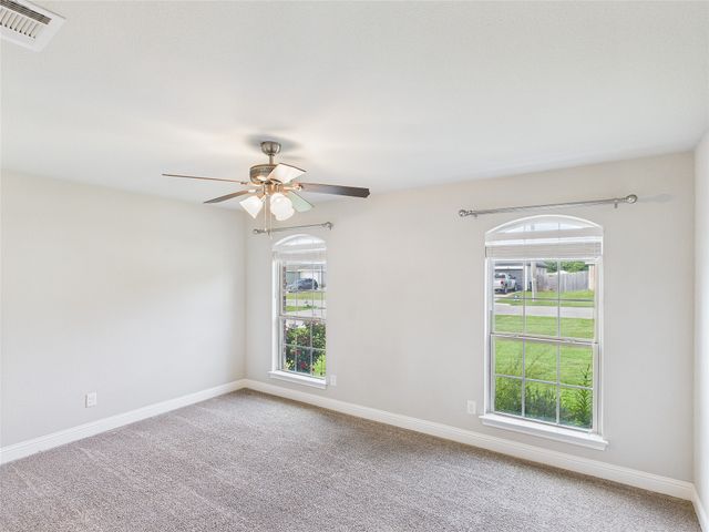 398 Blakney Street, Cleburne, TX 76031