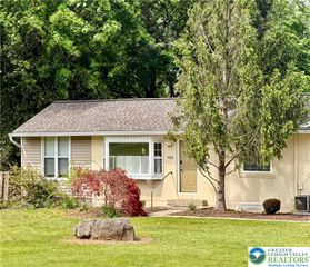 9751 Newtown Road B, Upper Macungie Twp, PA 18031