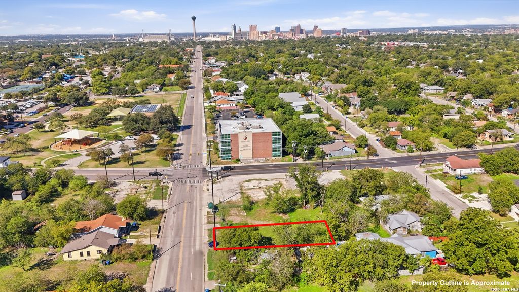 2615 E Commerce St, San Antonio, TX 78203
