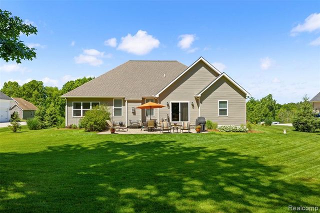 12423 Sugar Maple Drive, Fenton, MI 48430