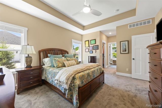 12423 Sugar Maple Drive, Fenton, MI 48430