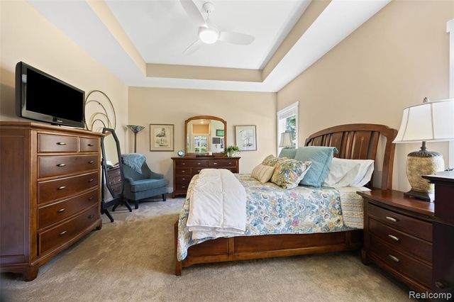 12423 Sugar Maple Drive, Fenton, MI 48430