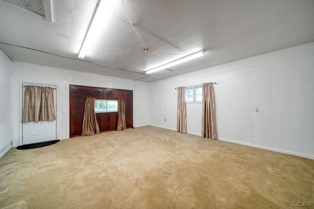 3311 N Adrian Highway, Adrian, MI 49221