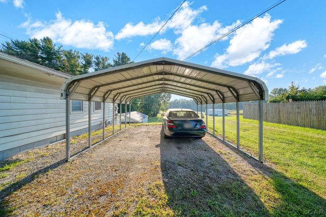 3311 N Adrian Highway, Adrian, MI 49221