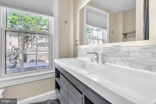 5131 SHERIER PL NW, Washington, DC 20016