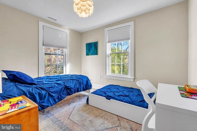 5131 SHERIER PL NW, Washington, DC 20016