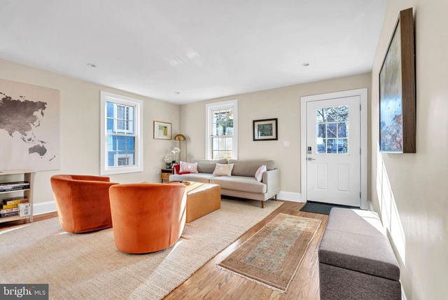 5131 SHERIER PL NW, Washington, DC 20016