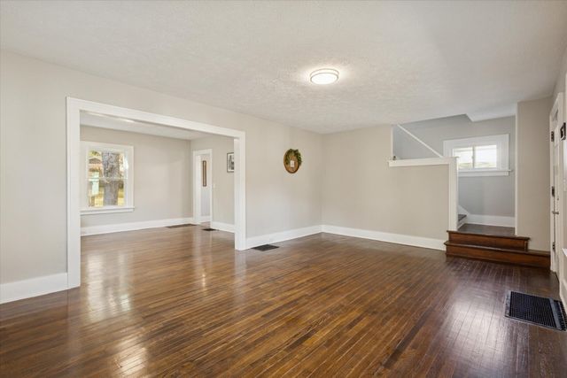 843 Clancy Avenue Ne, City Of Grand Rapids, MI 49503