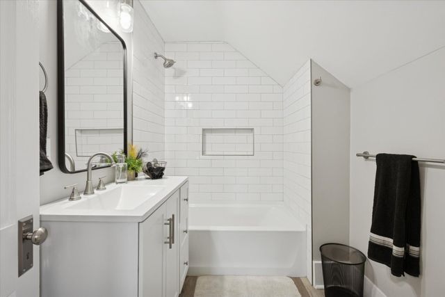 843 Clancy Avenue Ne, City Of Grand Rapids, MI 49503