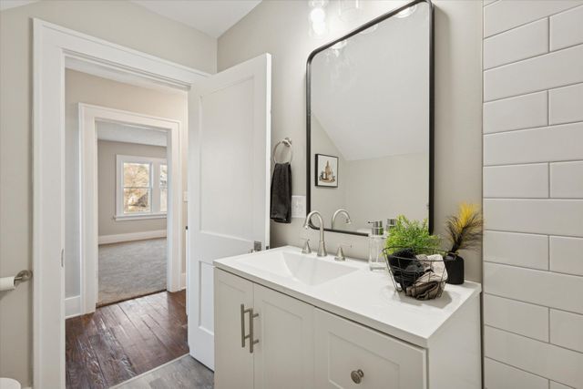 843 Clancy Avenue Ne, City Of Grand Rapids, MI 49503