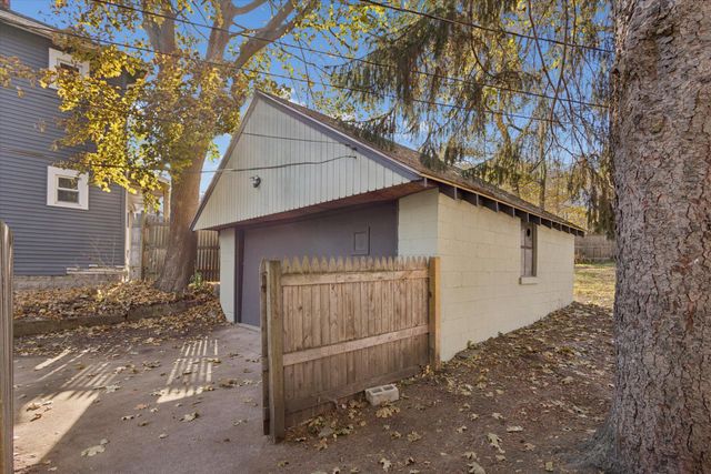 843 Clancy Avenue Ne, City Of Grand Rapids, MI 49503