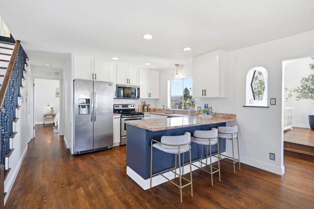 347 Rolling Hills Avenue, San Mateo, CA 94403