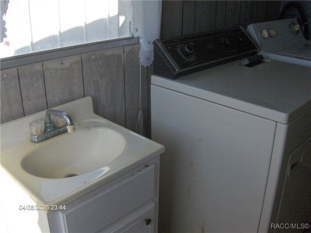 8780 E moonrise Lane, Floral City, FL 34436