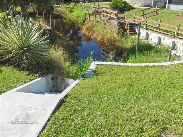 8780 E moonrise Lane, Floral City, FL 34436