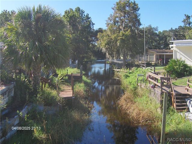 8780 E moonrise Lane, Floral City, FL 34436