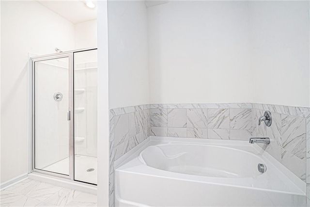 607 Silver Moon Drive, Loganville, GA 30052