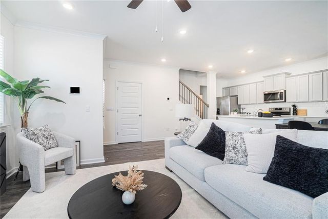 607 Silver Moon Drive, Loganville, GA 30052