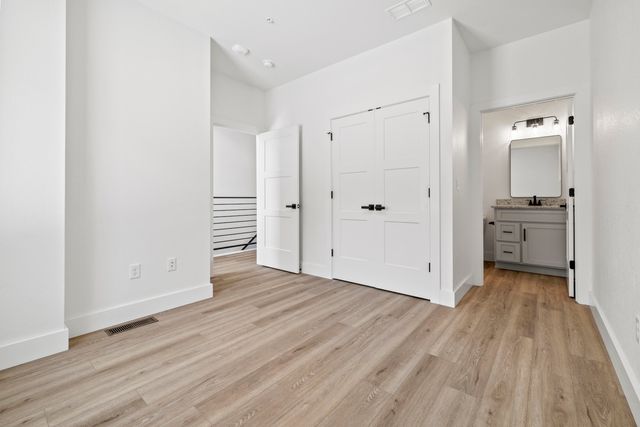 224 Vacation Lane 3, Reeds Spring, MO 65737