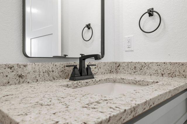 224 Vacation Lane 3, Reeds Spring, MO 65737