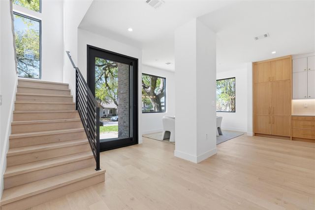 1702 W 30th ST, Austin, TX 78703