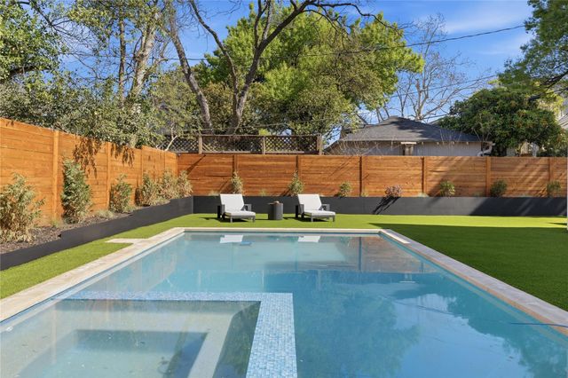 1702 W 30th ST, Austin, TX 78703