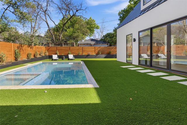 1702 W 30th ST, Austin, TX 78703