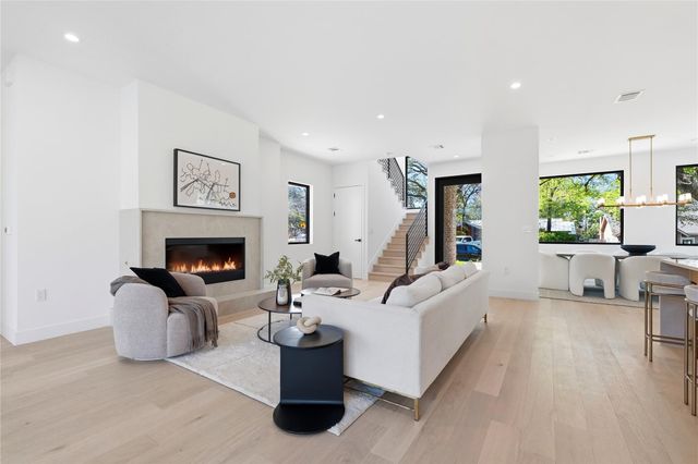 1702 W 30th ST, Austin, TX 78703