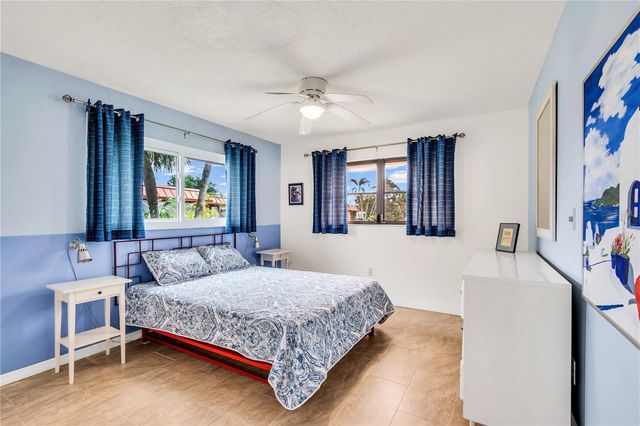 3866 CATALINA DRIVE, Bradenton, FL 34210