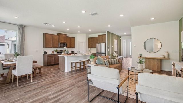 2490 STRATTEN DRIVE, Zephyrhills, FL 33541