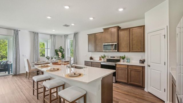 2490 STRATTEN DRIVE, Zephyrhills, FL 33541
