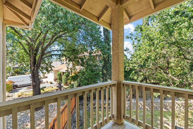 5883 Grace Ellen Ct, Citrus Heights, CA 95610