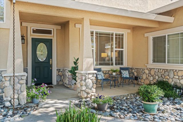 5883 Grace Ellen Ct, Citrus Heights, CA 95610