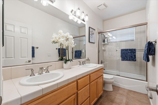 5883 Grace Ellen Ct, Citrus Heights, CA 95610