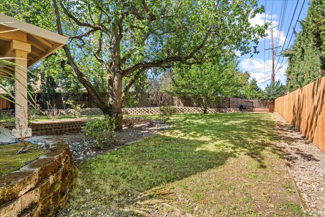 5883 Grace Ellen Ct, Citrus Heights, CA 95610
