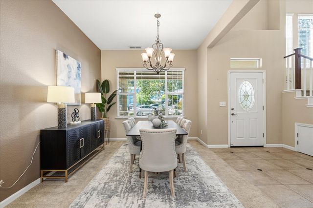 5883 Grace Ellen Ct, Citrus Heights, CA 95610