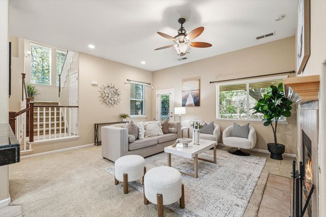 5883 Grace Ellen Ct, Citrus Heights, CA 95610