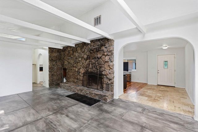 11747 Whispering Pines Drive, Keno, OR 97627