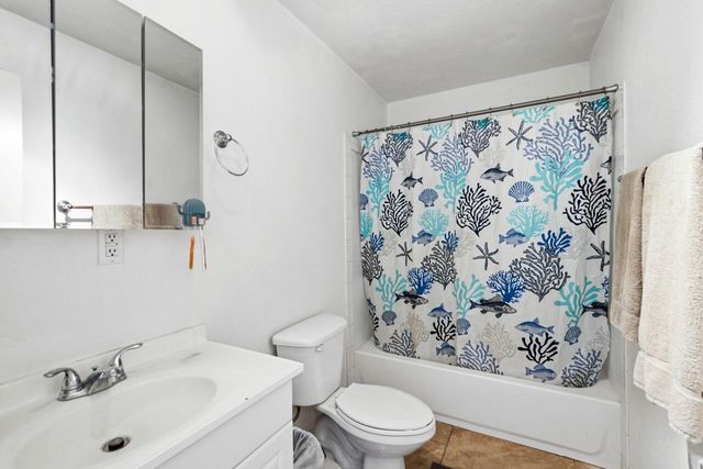 11747 Whispering Pines Drive, Keno, OR 97627