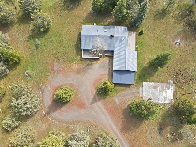 11747 Whispering Pines Drive, Keno, OR 97627