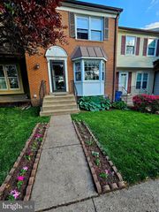 14432 SALISBURY PLAIN CT, Centreville, VA 20120