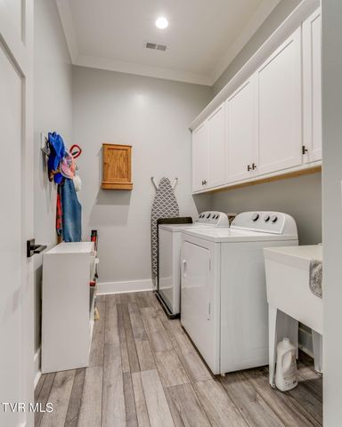 2137 Cattlemans Trail, Jonesborough, TN 37659