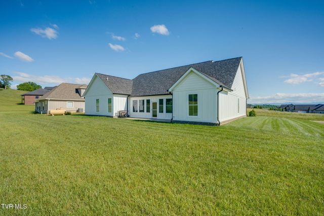 2137 Cattlemans Trail, Jonesborough, TN 37659