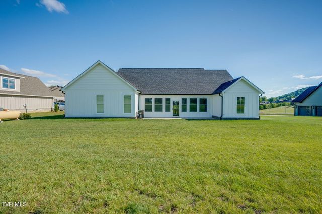 2137 Cattlemans Trail, Jonesborough, TN 37659