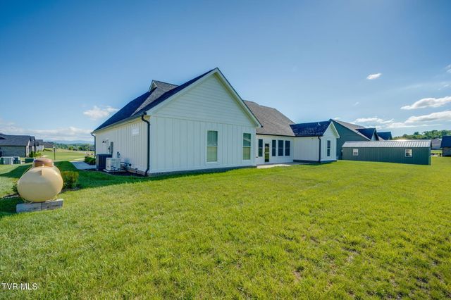 2137 Cattlemans Trail, Jonesborough, TN 37659