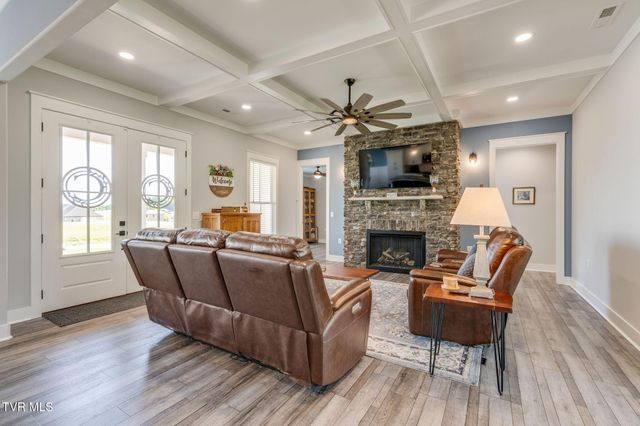 2137 Cattlemans Trail, Jonesborough, TN 37659