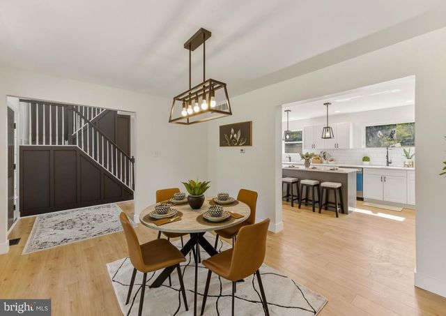 1 BANFF DR, Mullica Hill, NJ 08062