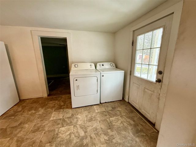 696 Burlingham Road, Burlingham, NY 12721