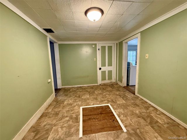 696 Burlingham Road, Burlingham, NY 12721