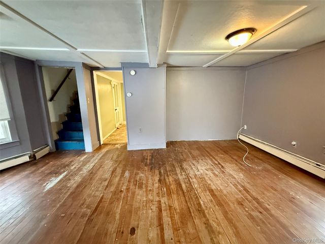 696 Burlingham Road, Burlingham, NY 12721